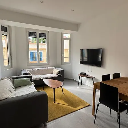 Le Fabuleux 3 Bedrooms Air Conditioning 6 People Lägenhet *